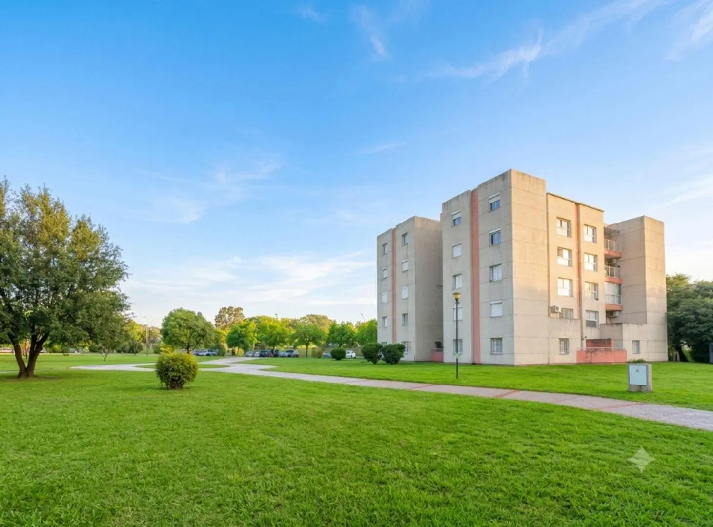 VENTA DEPARTAMENTO BALCONES DEL CHATEAU 3 DORM- PB 1