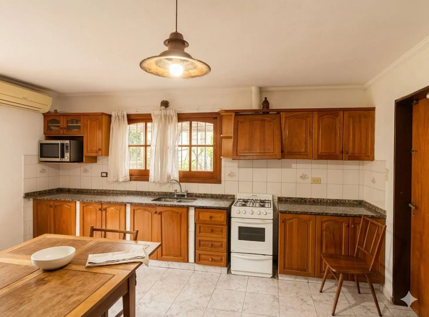 VENTA CASA 3 DORMITORIOS ARGUELLO CÓRDOBA CAPITAL 3