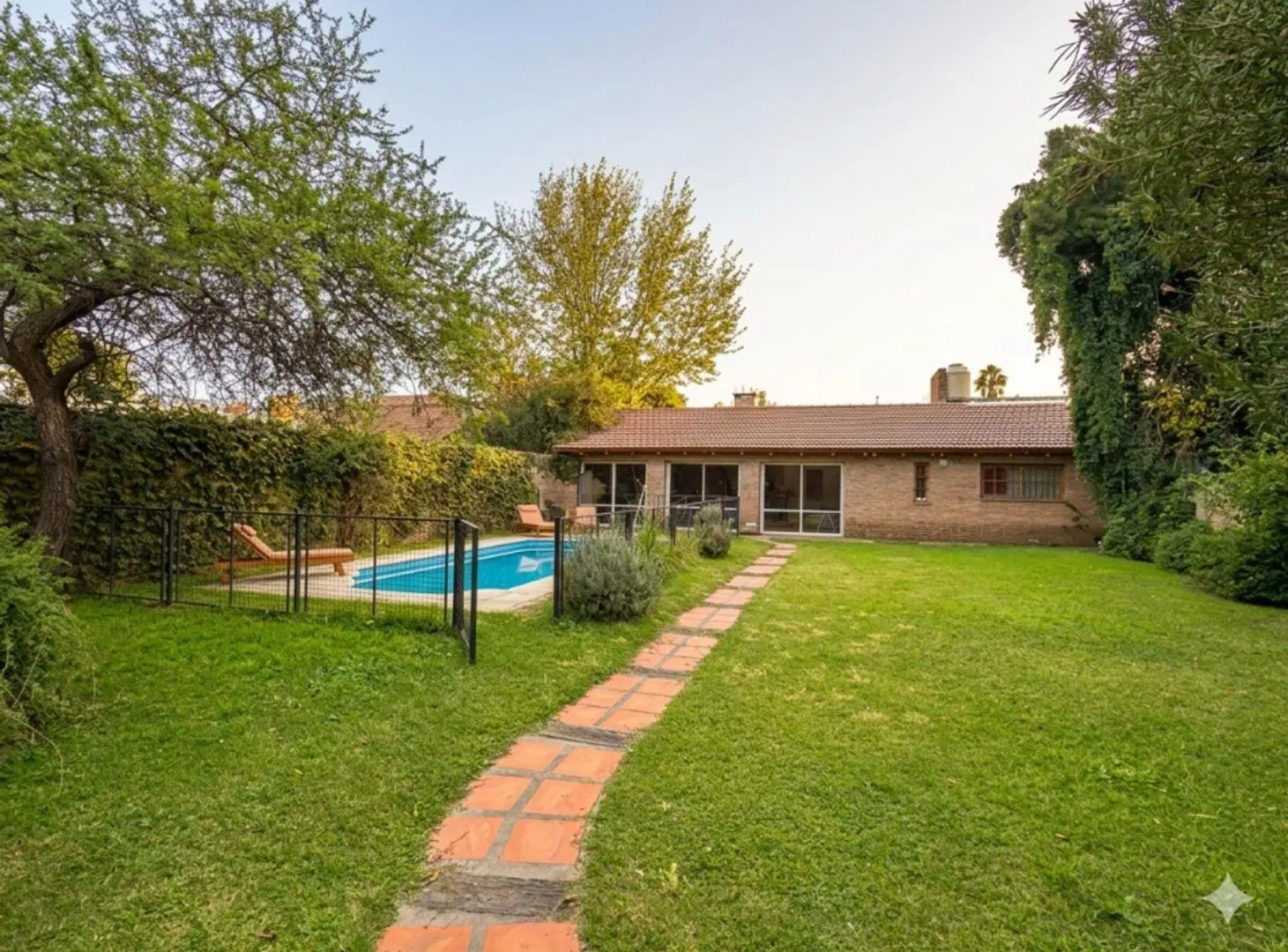 VENTA CASA 3 DORMITORIOS ARGUELLO CÓRDOBA CAPITAL 2