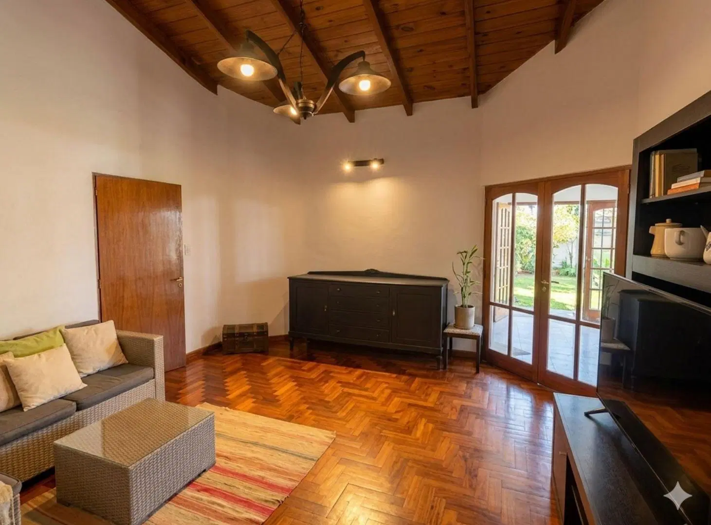 VENTA CASA 3 DORMITORIOS ARGUELLO CÓRDOBA CAPITAL 4