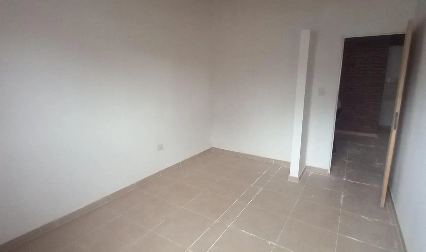 VENTA CASA 2 DORMITORIOS  PILETA COCHERA SAN ROQUE 8