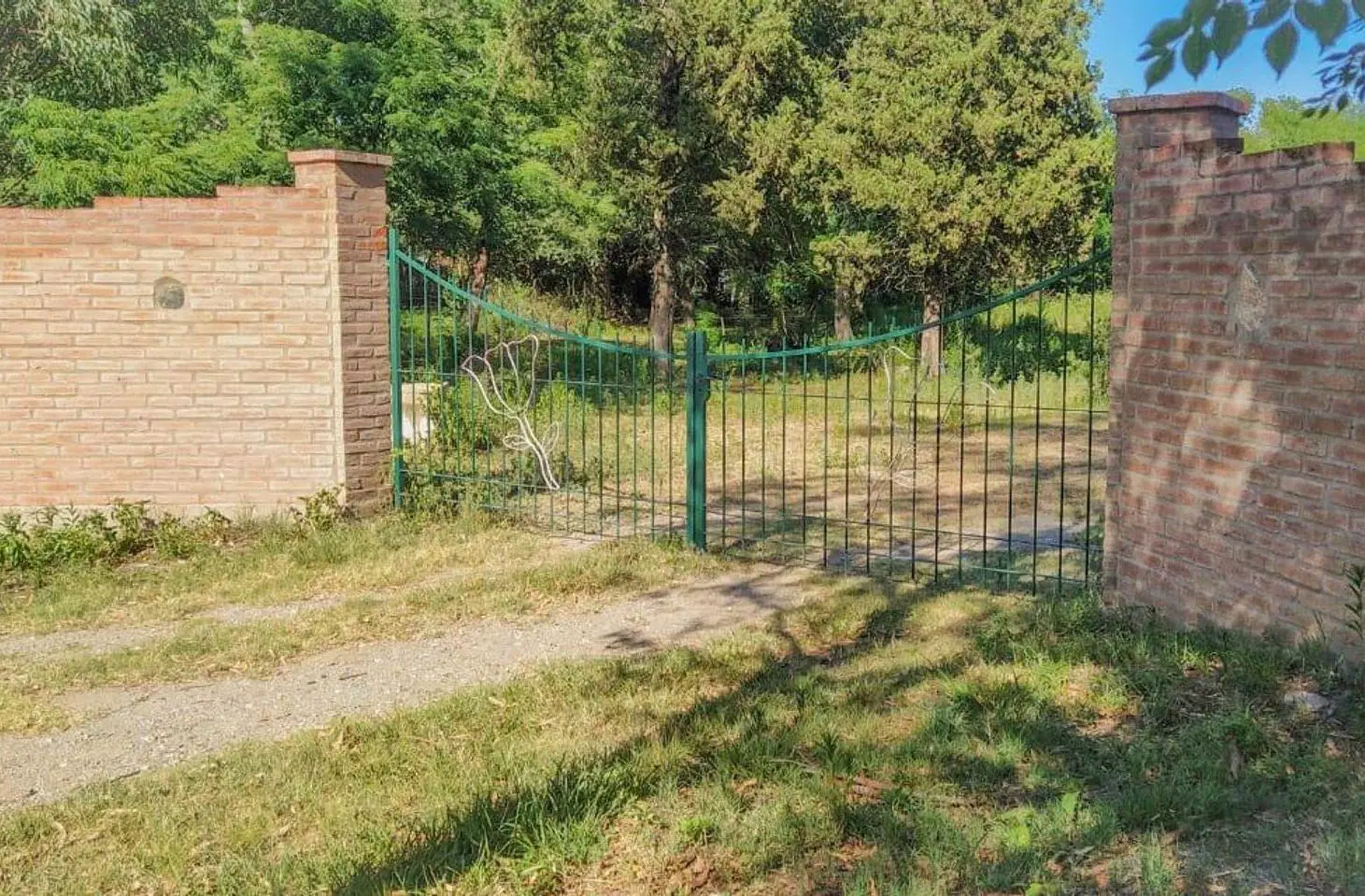 VENTA TERRENO 921 M2 CONTIGUO A RIO ANISACATE 4