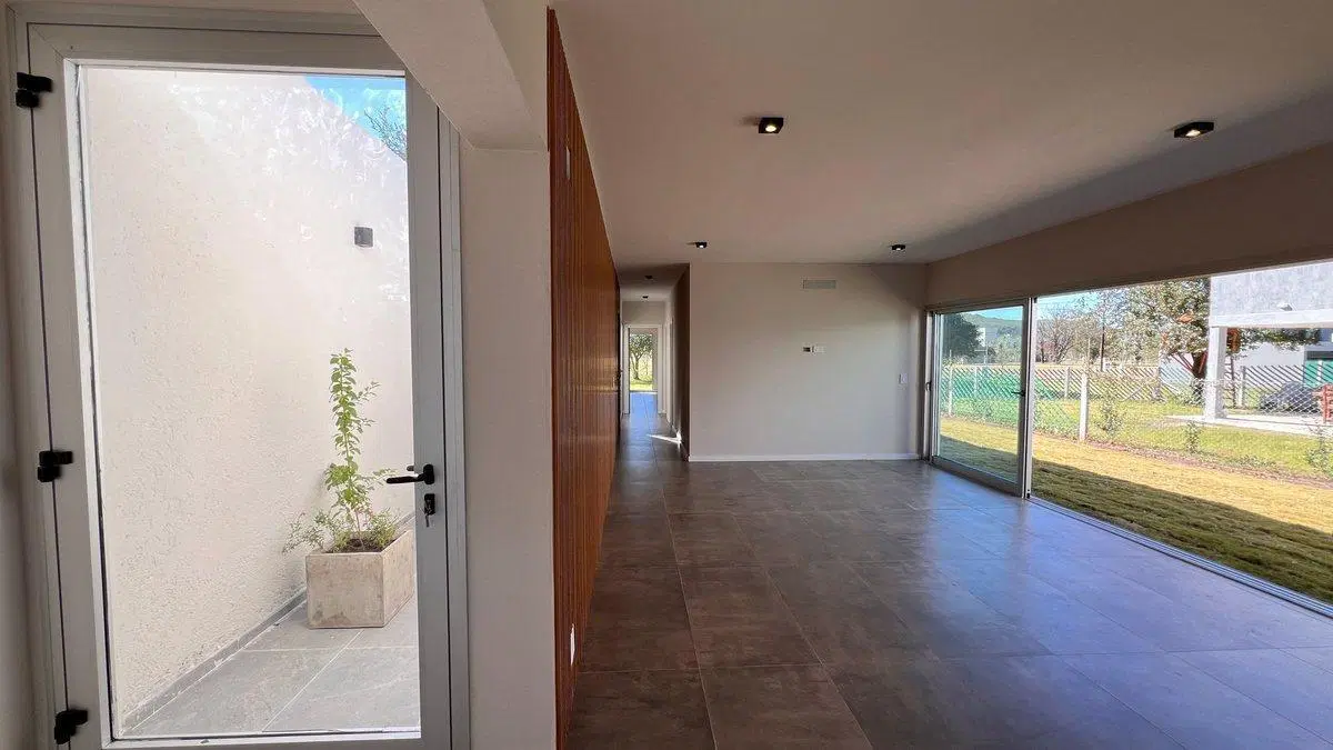 CASA EN TEJAS 4 PLANTA BAJA MALAGUEÑO 4