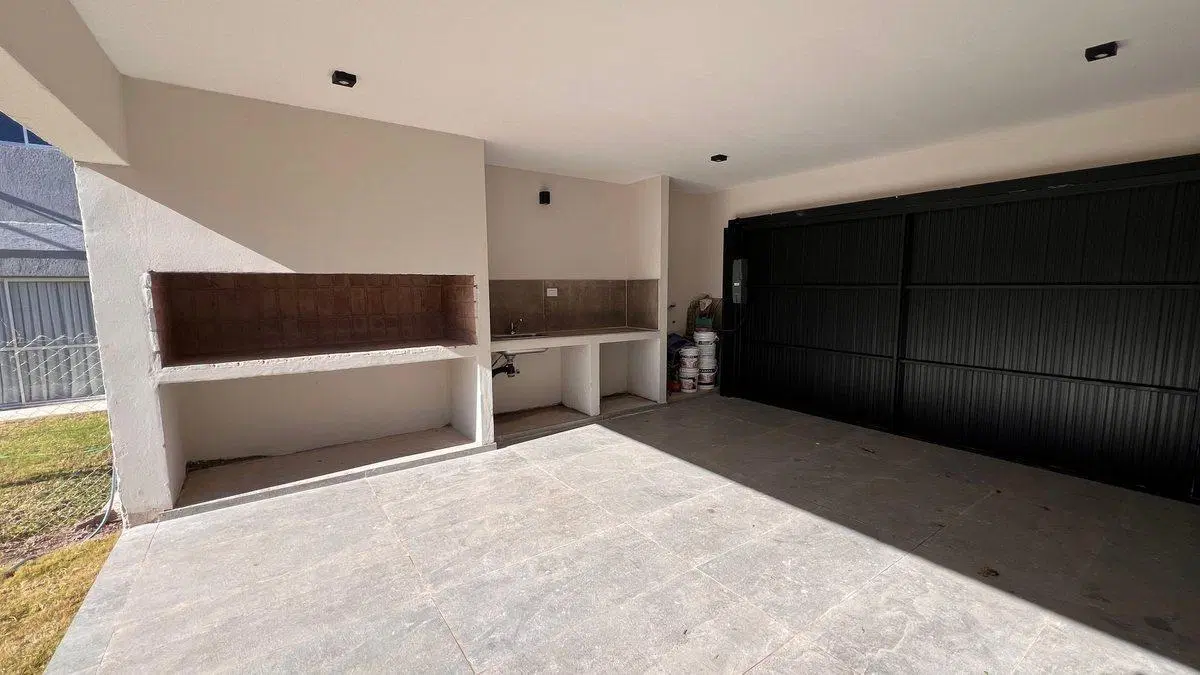 CASA EN TEJAS 4 PLANTA BAJA MALAGUEÑO 2
