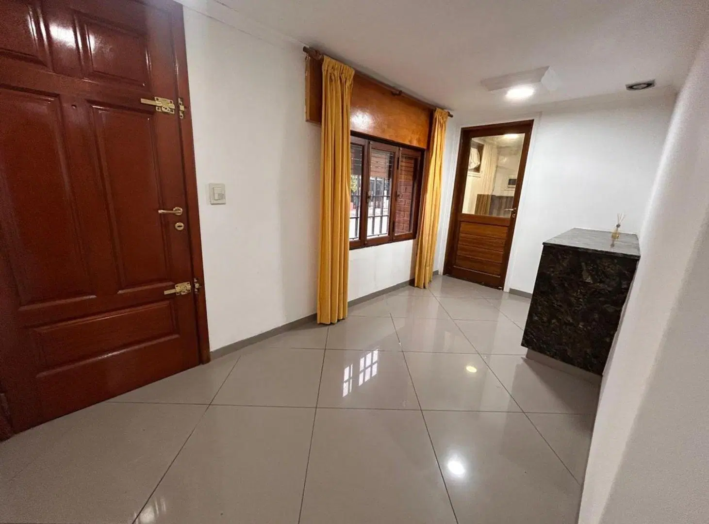 VENTA CASA 2 DOR ESCRITORIO 2 BAÑOS ZONA SUR 2