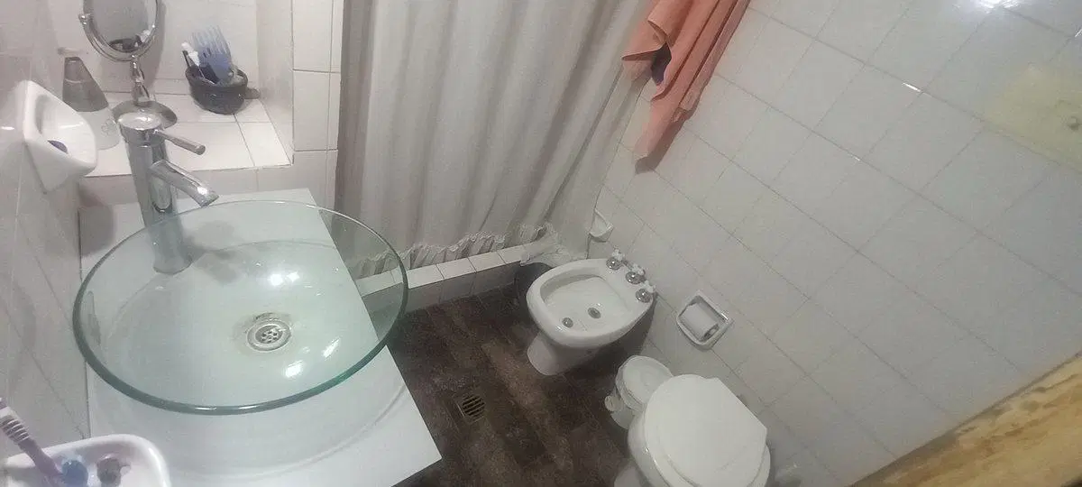 VENTA CASA CON PILETA  B° COLINAS VELEZ SARSFIELD 8