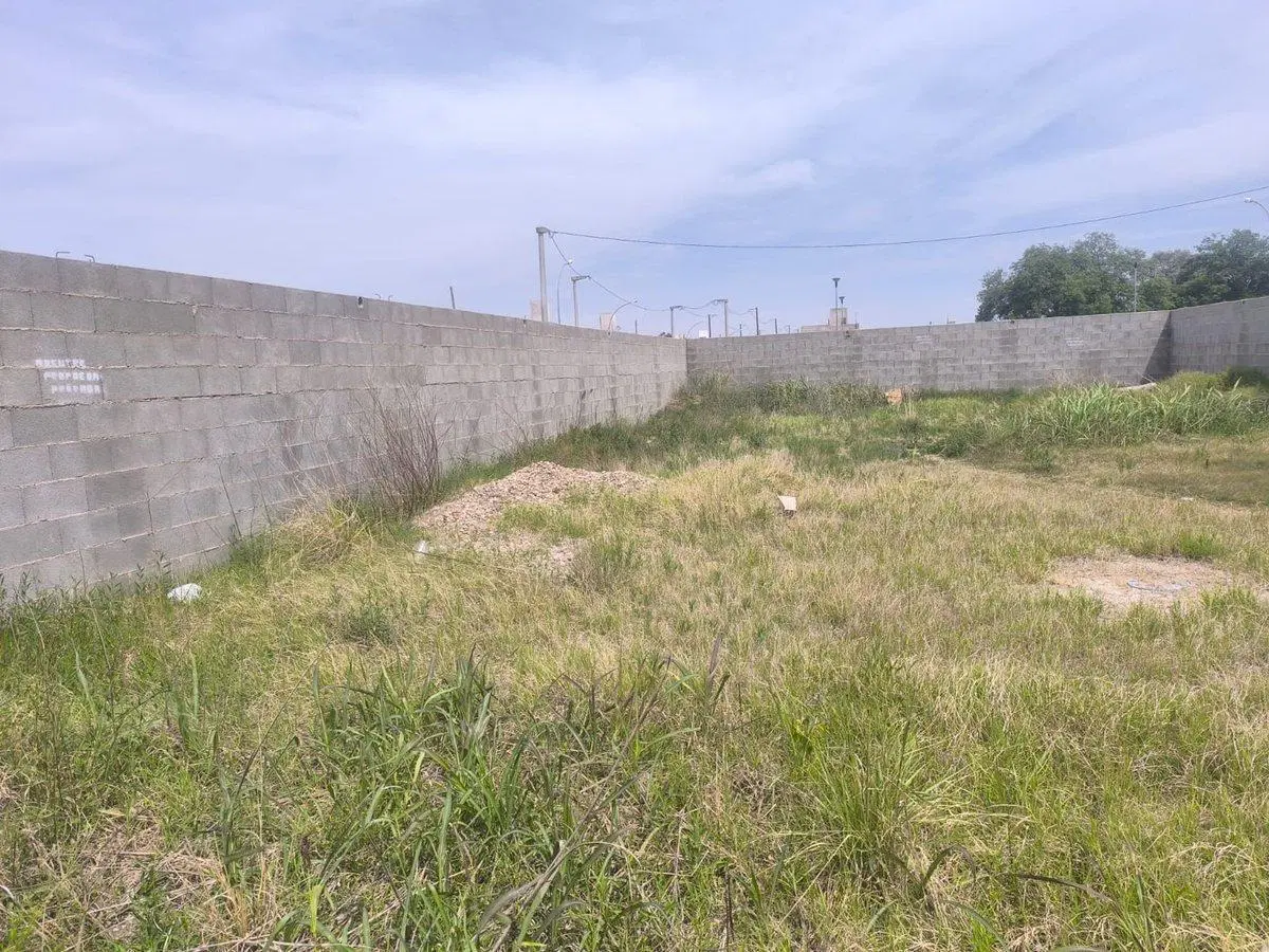 VENTA LOTE ITUZAINGO 250 M2 SOBRE AVENIDA 5
