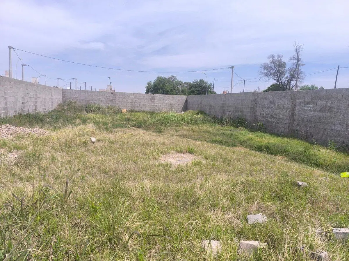 VENTA LOTE ITUZAINGO 250 M2 SOBRE AVENIDA 3