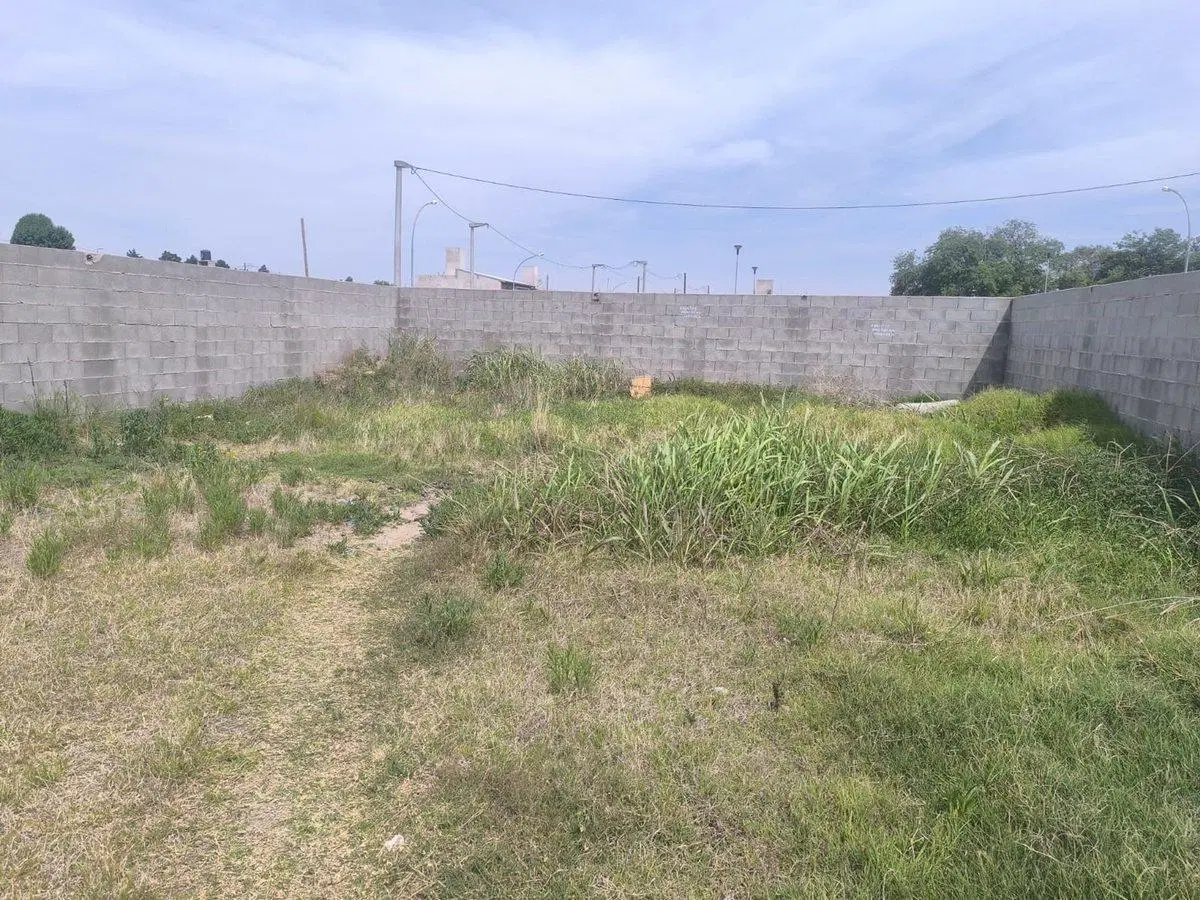 VENTA LOTE ITUZAINGO 250 M2 SOBRE AVENIDA 4