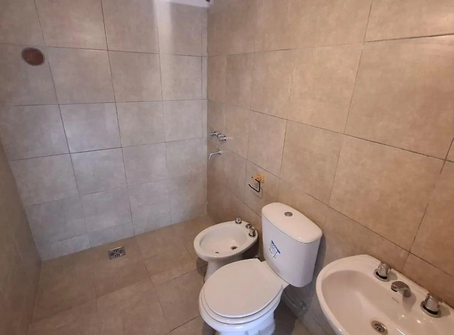 ALQUILER DUPLEX UNIVERSITARIO DE HORIZONTE 3 DORM 5