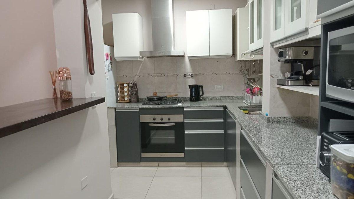 Foto de VENTA CASA EN HOUSING 2 DORM. PILETA APTA CREDITO, imagen 2