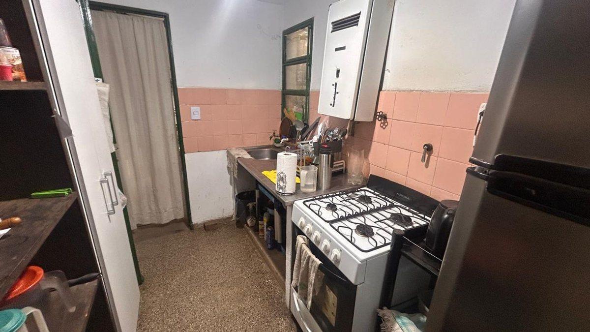 Foto de CASA A RECICLAR EN RESIDENCIAL VELEZ SARFIELD, imagen 5