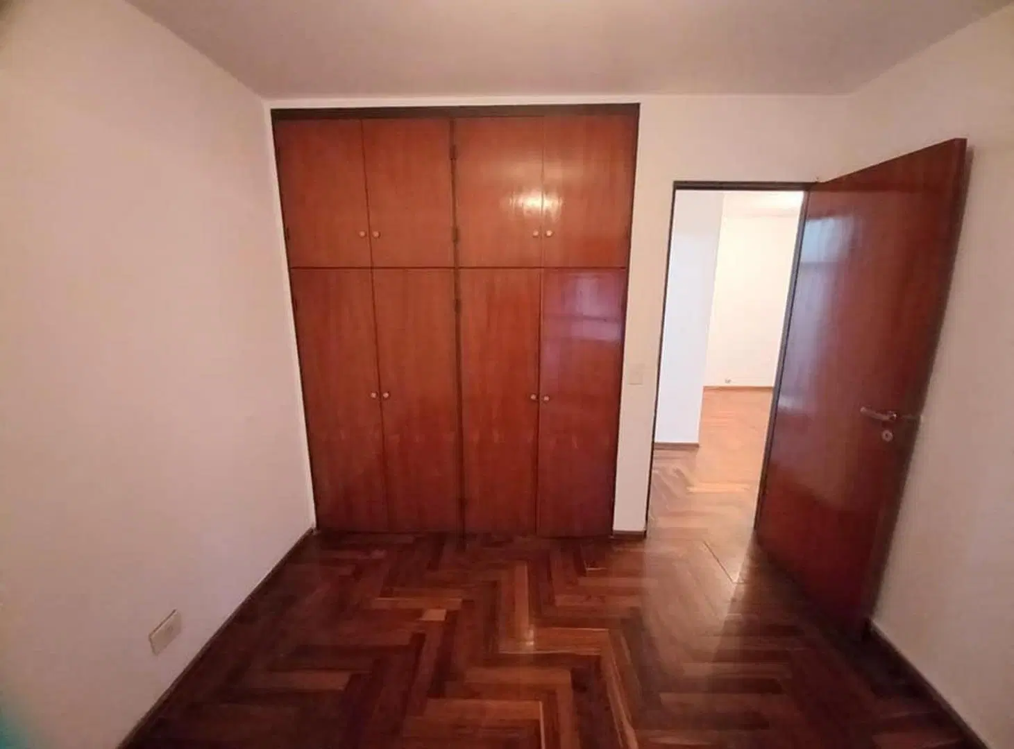 VENTA DEPARTAMENTO 1 DORM FRENTE PATIO OLMOS 5