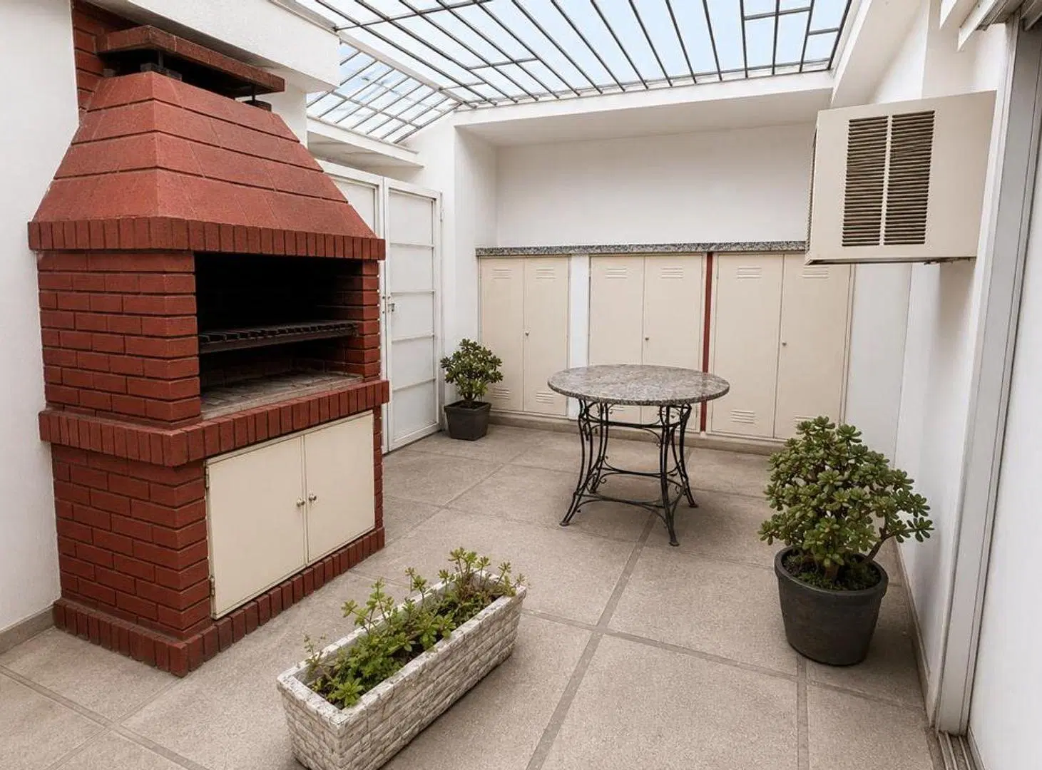 VENTA CASA + DEP EN B° JARDIN 3