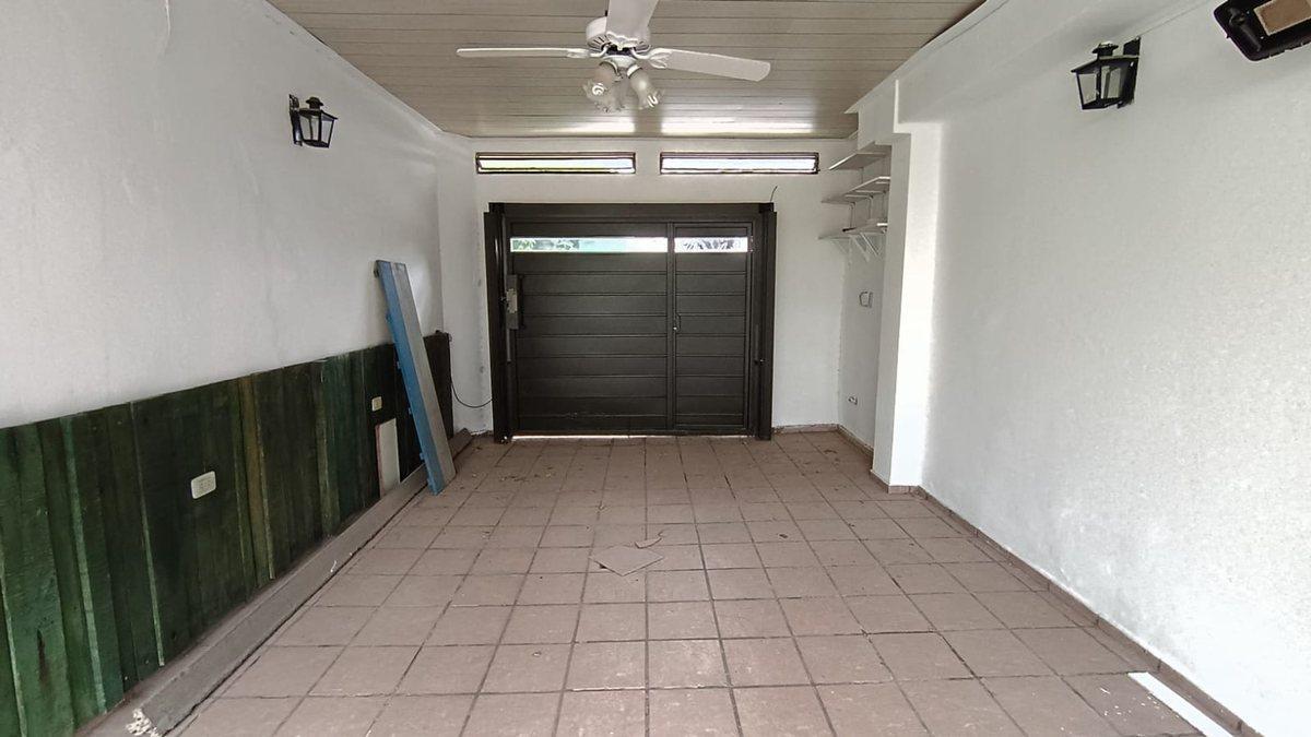 Foto de CASA BARRIO ARTIGAS APTA CREDITO, imagen 5