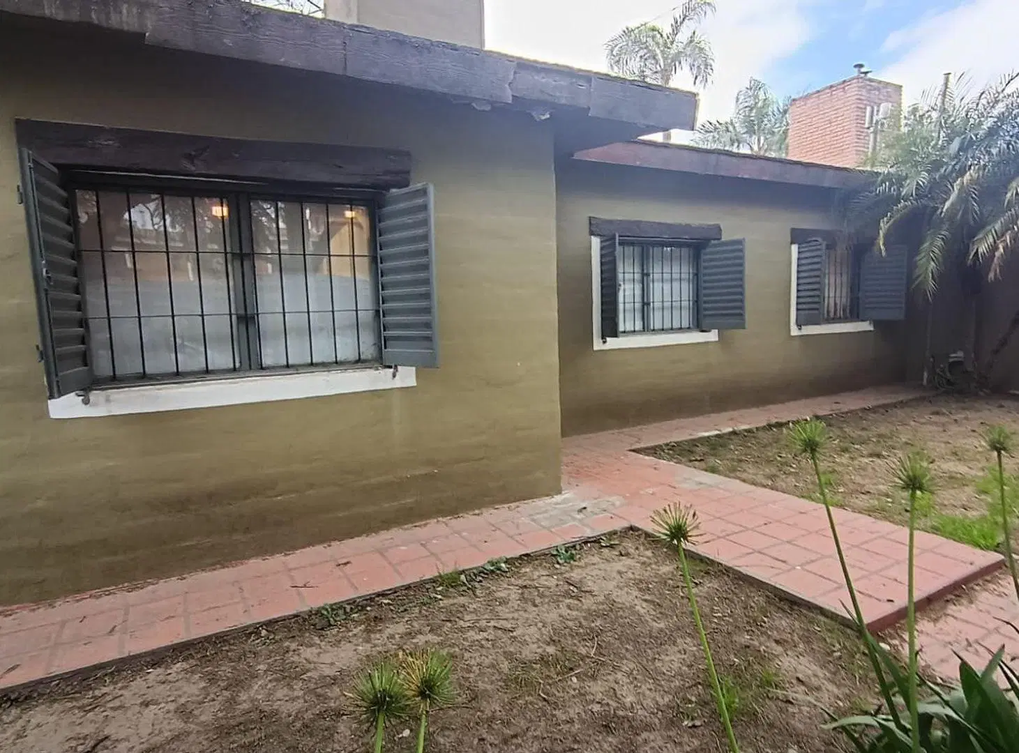 CASA EN VENTA – BARRIO JARDÍN HIPÓDROMO 2