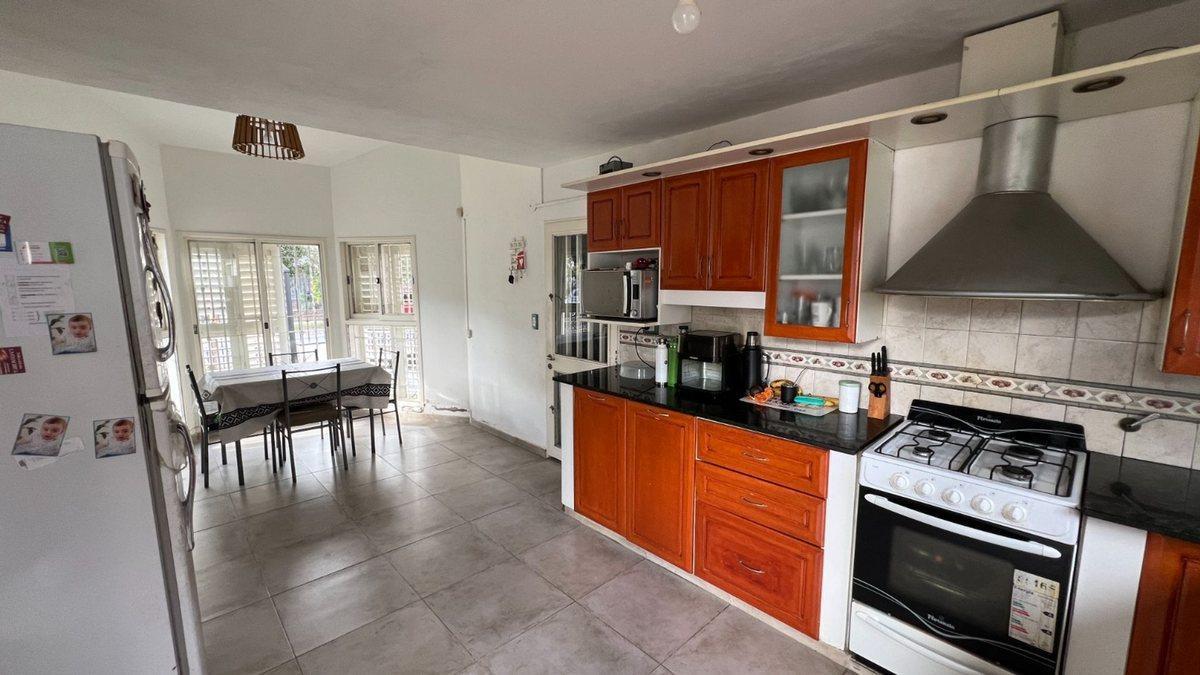 Foto de VENTA CASA 4 DORMITORIOS COCHERA VILLA BELGRANO, imagen 2