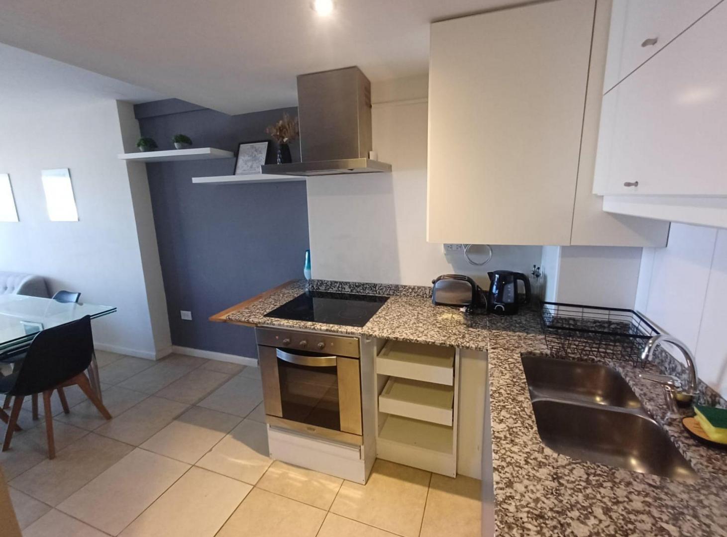 Foto de DEPARTAMENTO AMOBLADO EN BV. MITRE 517, imagen 1
