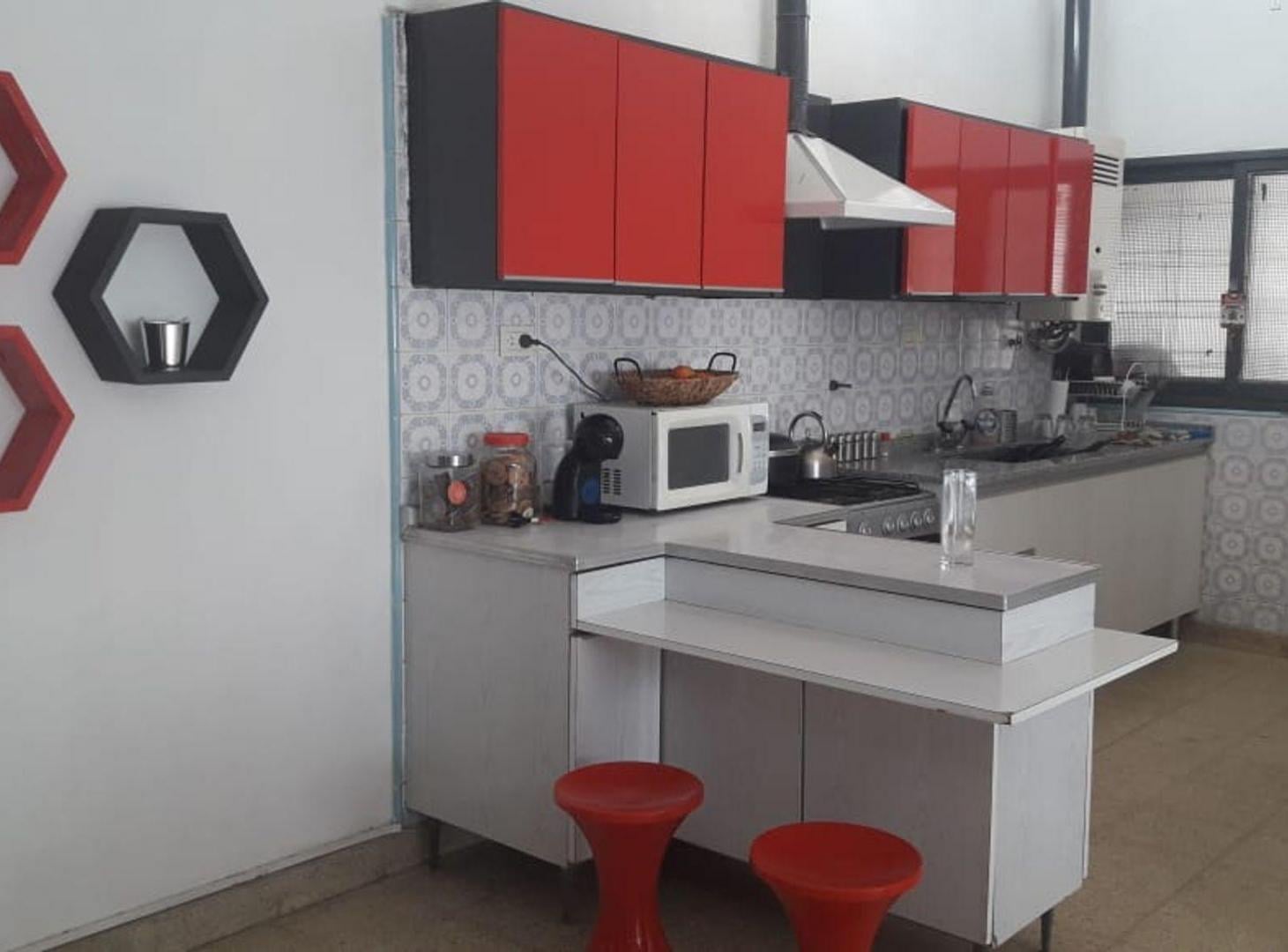 Foto de VENTA CASA 3 DORMIT BARRIO MAIPU, imagen 2