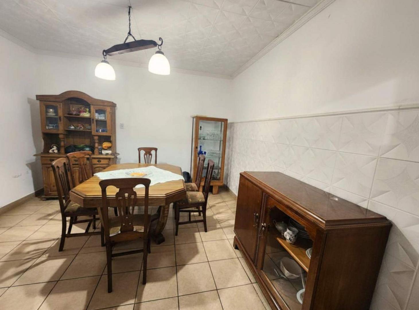 Foto de VENTA CASA ESQUINA 2 DORM COCHERA Y PATIO, imagen 5