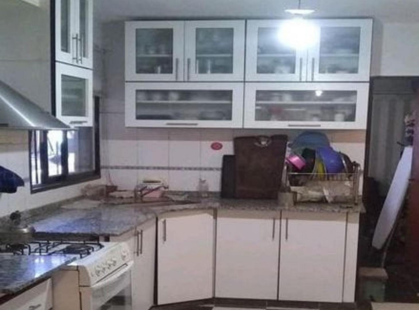 Foto de VENTA CASA 3 DORM APTO CREDITO AMP ROSEDAL CBA, imagen 4