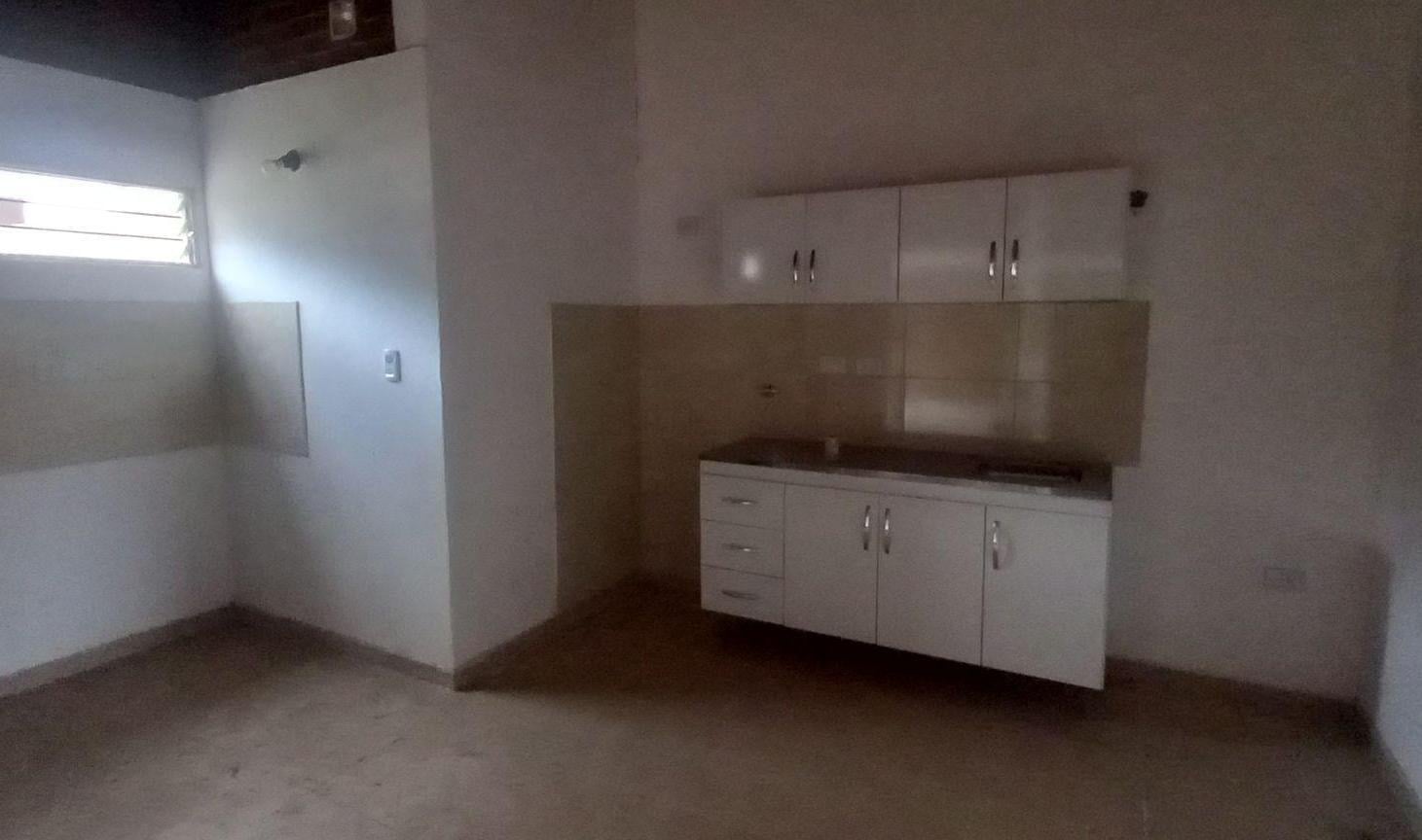 Foto de VENTA CASA 2 DORMITORIOS PILETA COCHERA SAN ROQUE, imagen 4