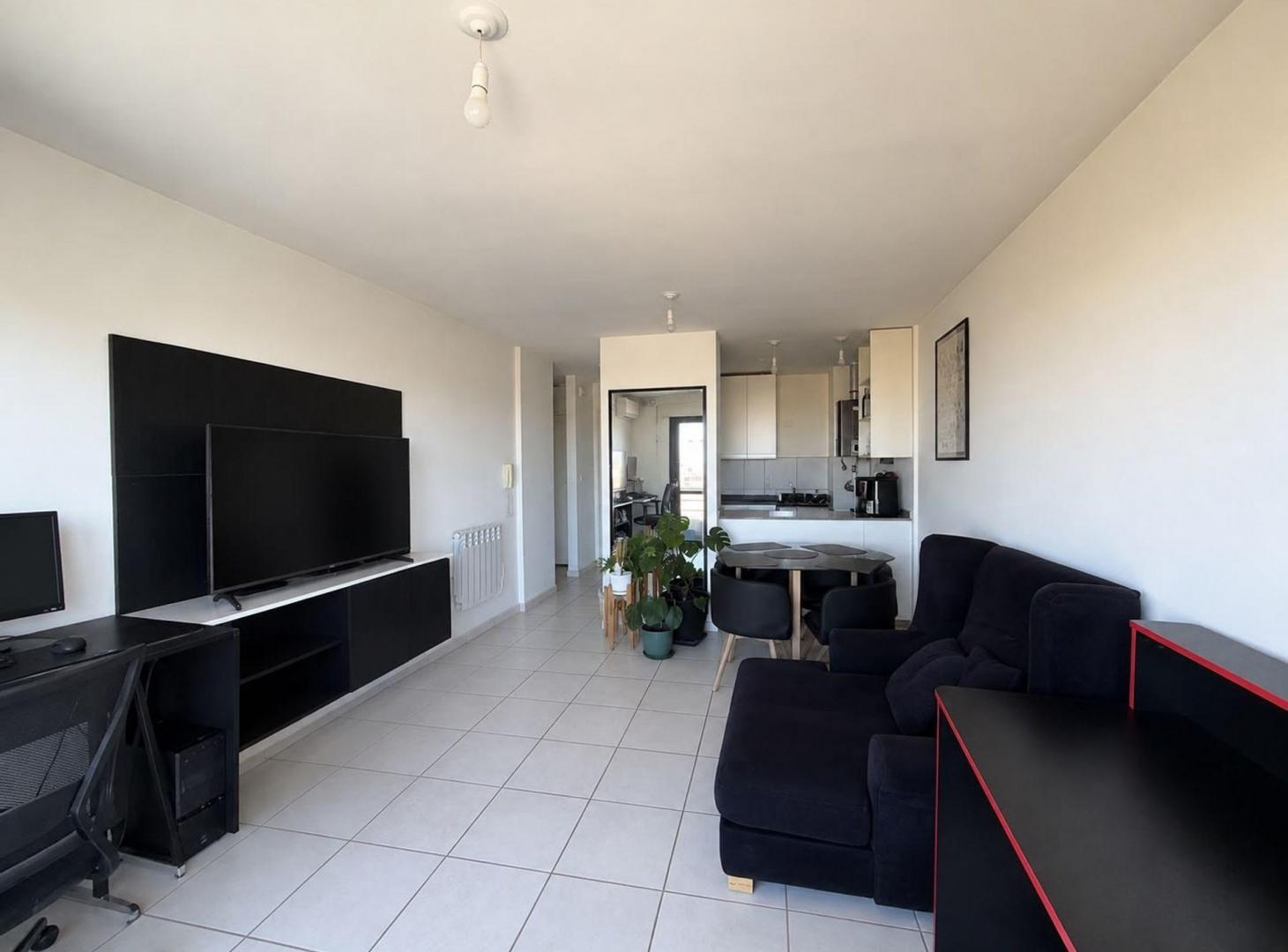 Foto de VENTA DEPARTAMENTO EN VALLE CERCANO, imagen 1