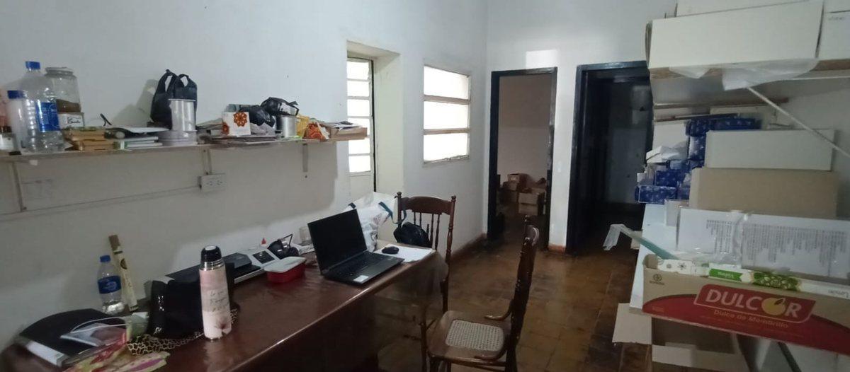 Foto de VENDO CENTRO LOCAL CON BUENA RENTA, imagen 4