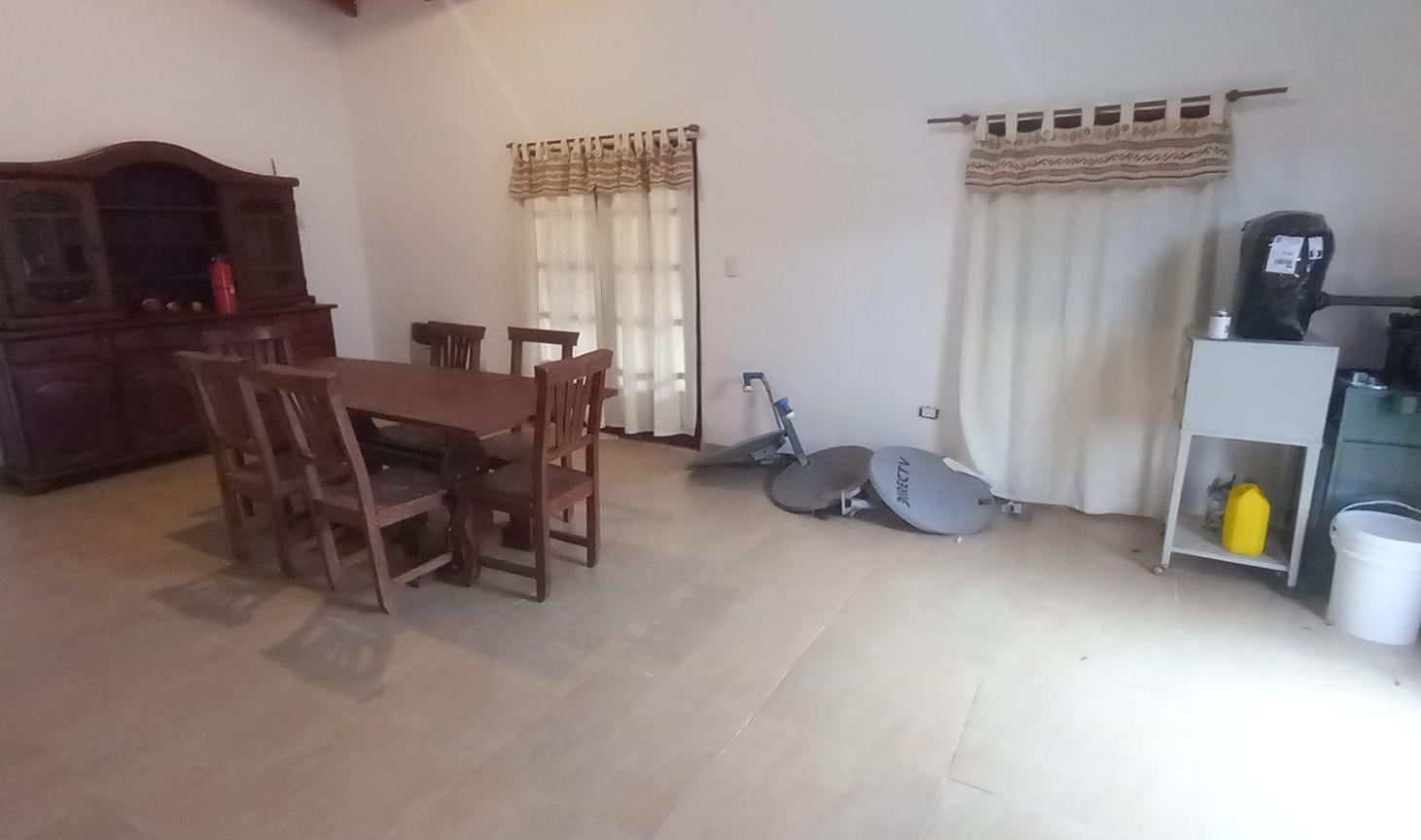 Foto de VENTA CASA SOBRE RUTA E55 PILETA 4 DORMITORIOS, imagen 4