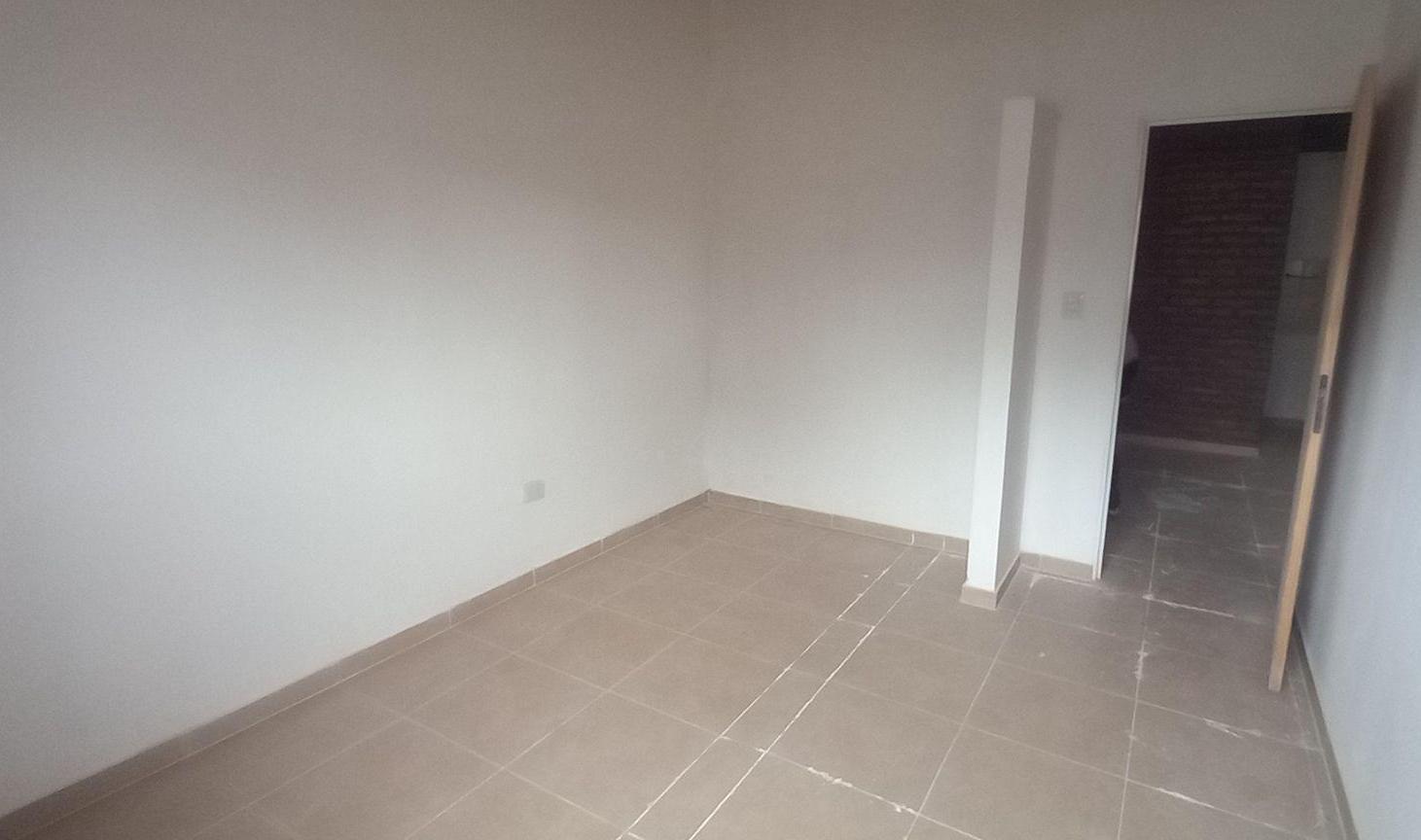 Foto de VENTA CASA 2 DORMITORIOS PILETA COCHERA SAN ROQUE, imagen 5