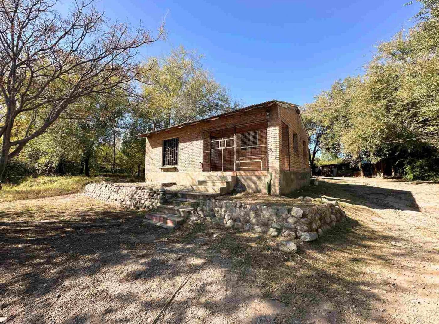 Foto de VENTA CASA 4 DORM SOBRE RUTA 38 EN CASA GRANDE, imagen 1