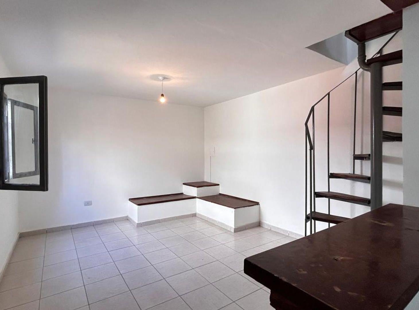VENTA DUPLEX 1 DOR Y MEDIO EN LARRA Y BERROTARAN