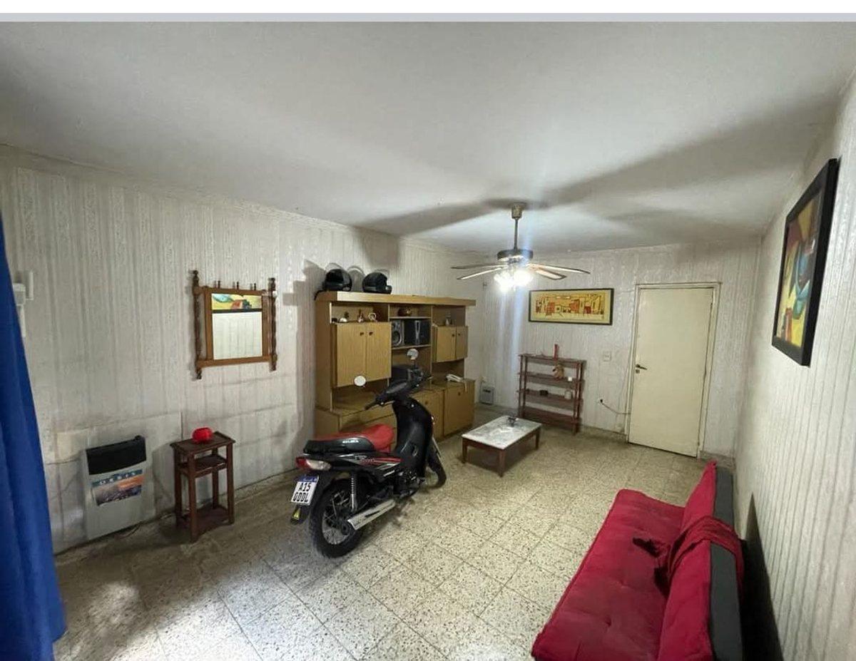 Foto de SE VENDE CASA BºMATIENZO 2 DORM. PATIO COCHERA, imagen 1
