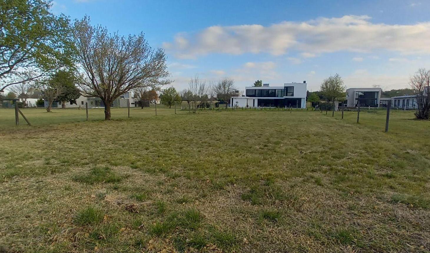 Foto de VENTA LOTE VALLE DEL GOLF 847 M2 ETAPA 3, imagen 3