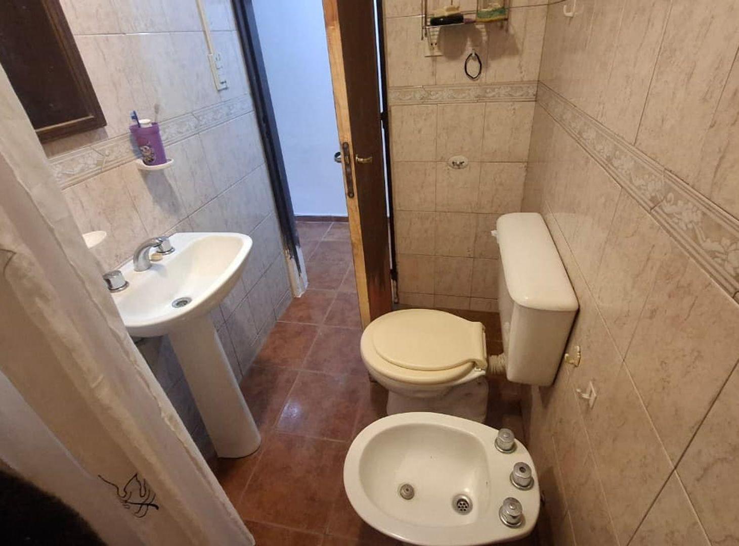 Foto de SE VENDE DEPARTAMENTO 1 DORMI CENTRO CARLOS PAZ !, imagen 2