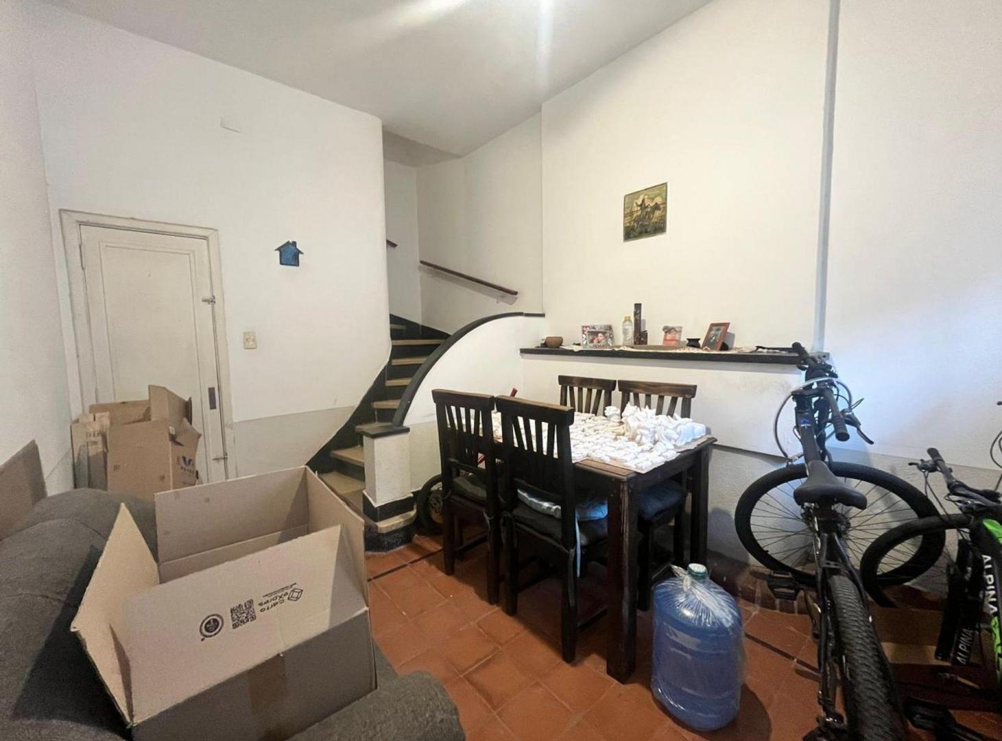 Foto de Venta Casa a Demoler Terreno Apto 7 Pisos G Paz, imagen 2
