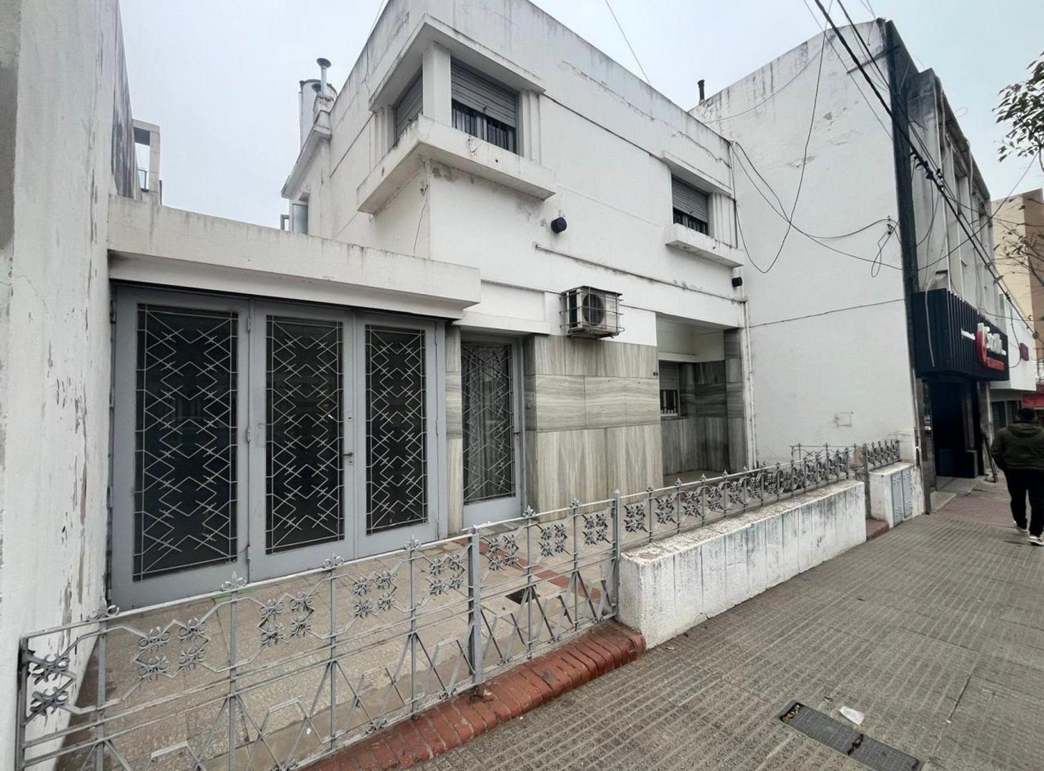 Foto de Venta Casa a Demoler Terreno Apto 7 Pisos G Paz, imagen 4