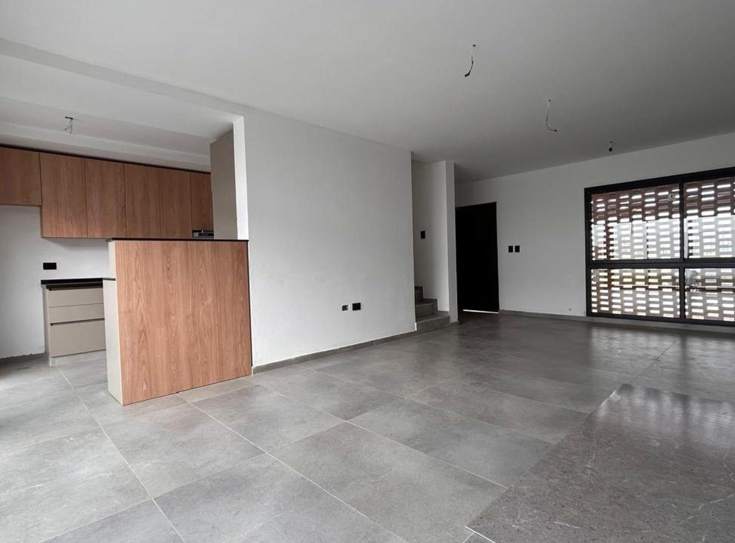 Foto de VENTA DUPLEX 3 DORM EN PAMPAS DE MANANTIALES, imagen 2