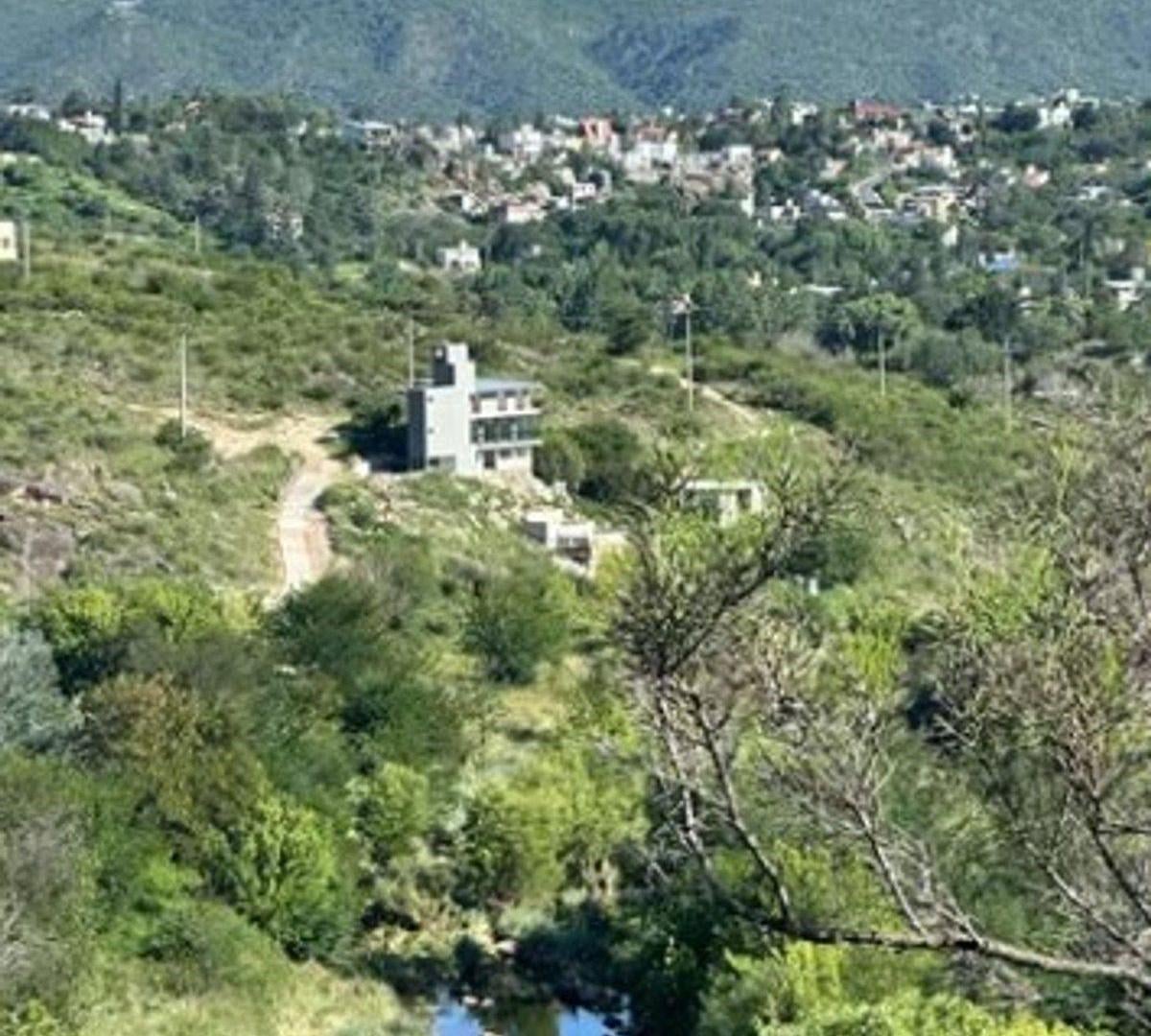 Foto de VENTA TERRENO VILLA ERNESTINA CARLOS PAZ 801 M2, imagen 2