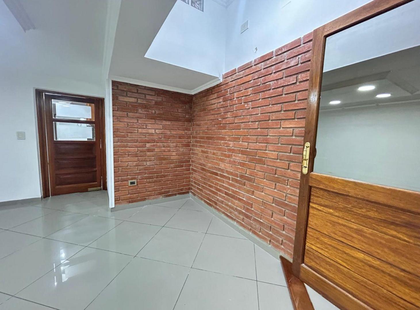 Foto de VENTA CASA 3 DORM B° IPONA RECICLADA A NUEVA, imagen 5