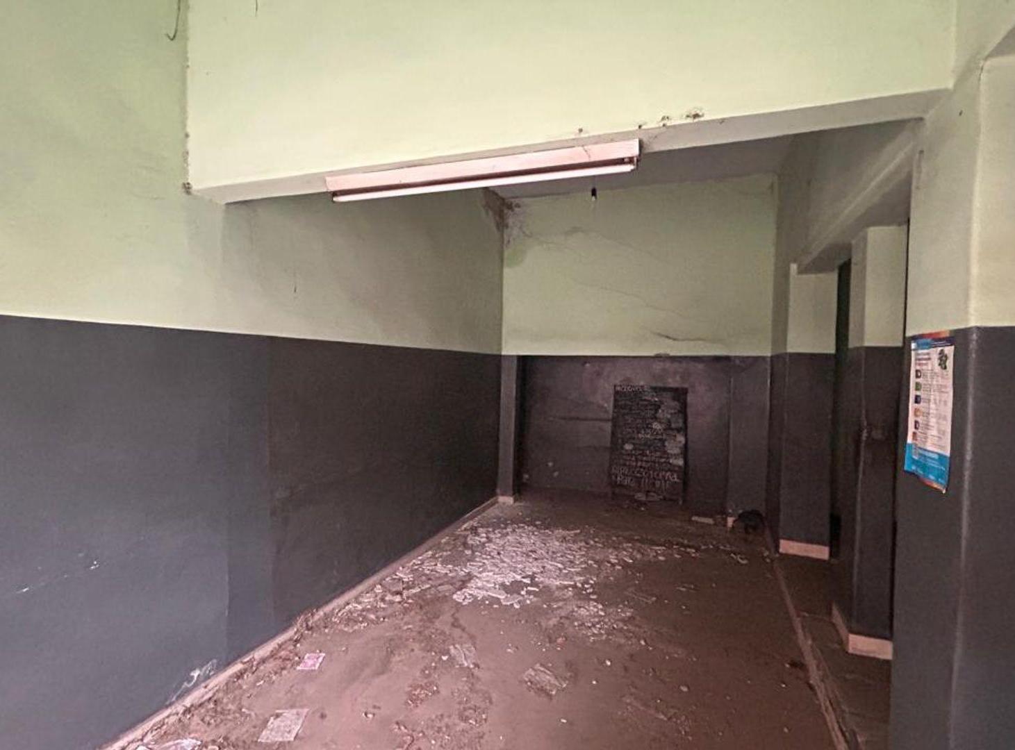 Foto de VENTA CASA DEMOLER EN ALBERDI, imagen 3