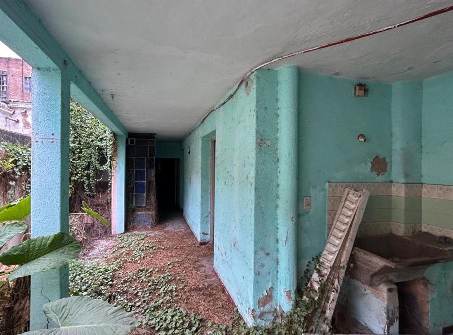 Foto de VENTA CASA DEMOLER EN ALBERDI, imagen 2