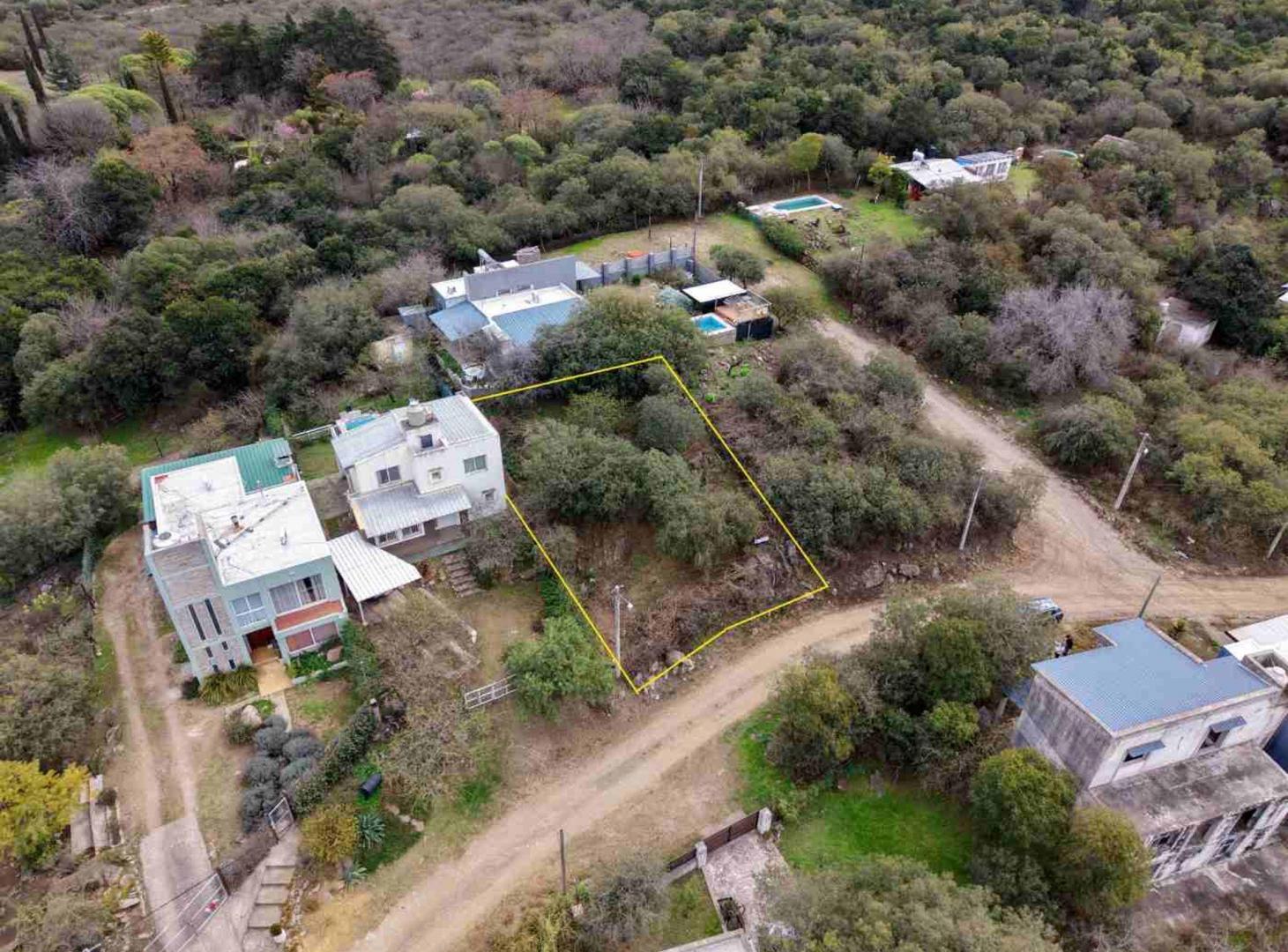 Foto de VENDO LOTE 366 M2 AGUA DE ORO, CBA. CON VISTA, imagen 3