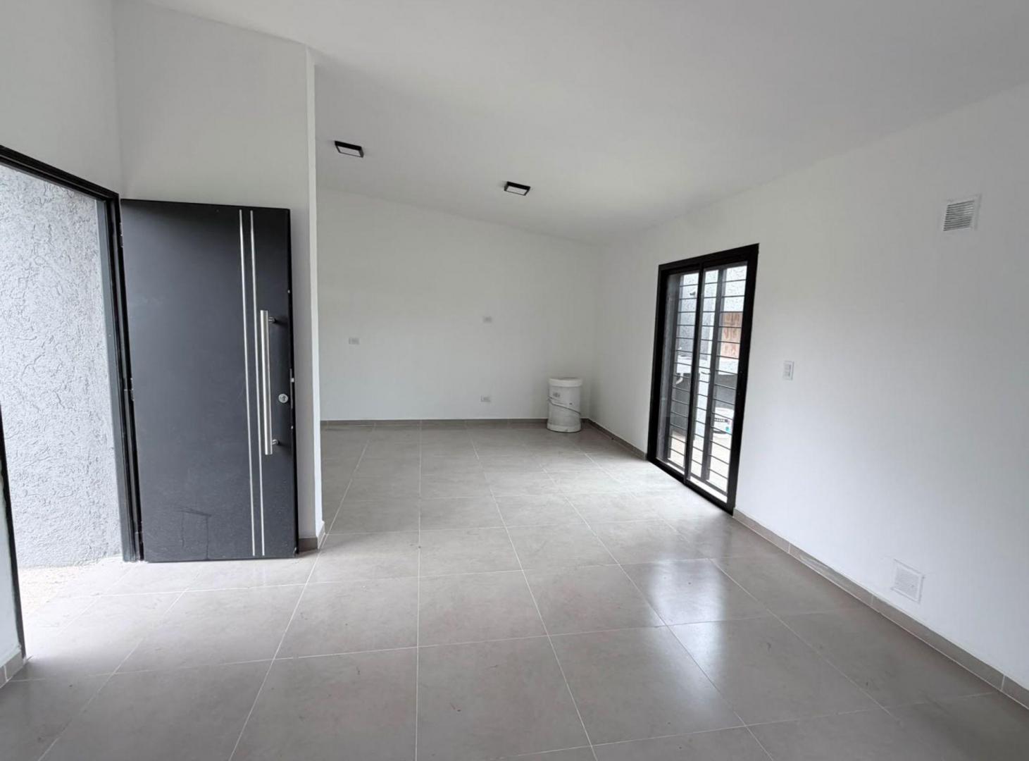 Foto de EN VENTA 2 DOR PORTALES DEL TALA APTA CREDITO, imagen 3