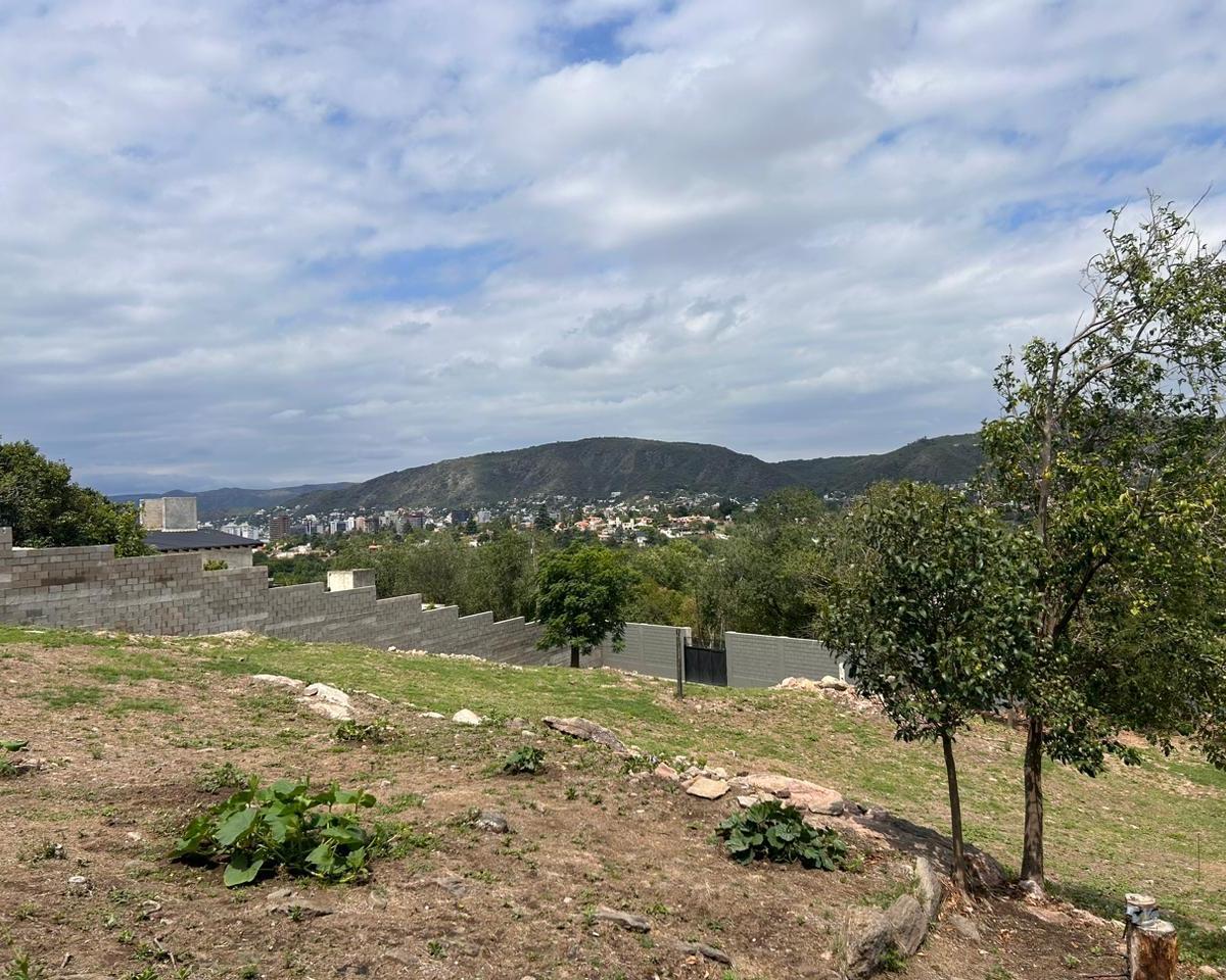 SE VENDEN TERRENOS EN VILLA CARLOS PAZ
