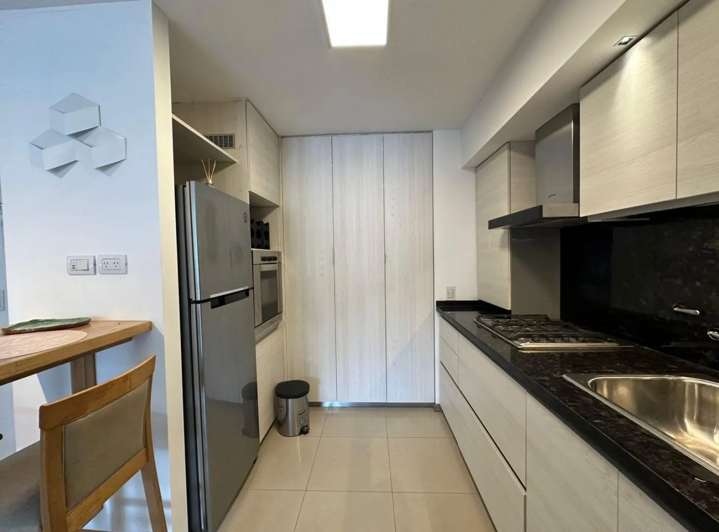 DEPARTAMENTO EN VENTA CENTRO DE CARLOS PAZ 2 DORMITRIOS AMOBLADO 5
