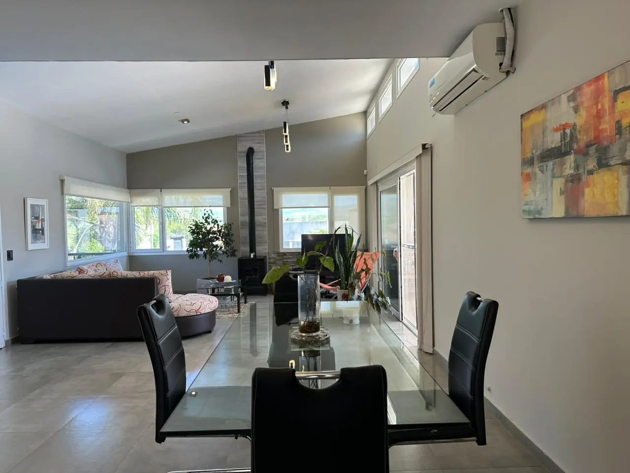 CASA EN VENTA  3 DORMITORIOS EN BECCIU 3