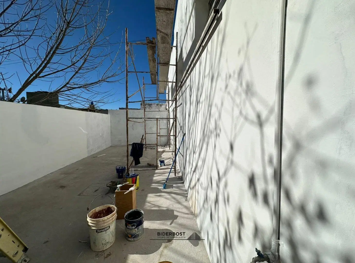 Local en Alquiler Anual Sobre Av San Martín en Villa Carlos Paz 5