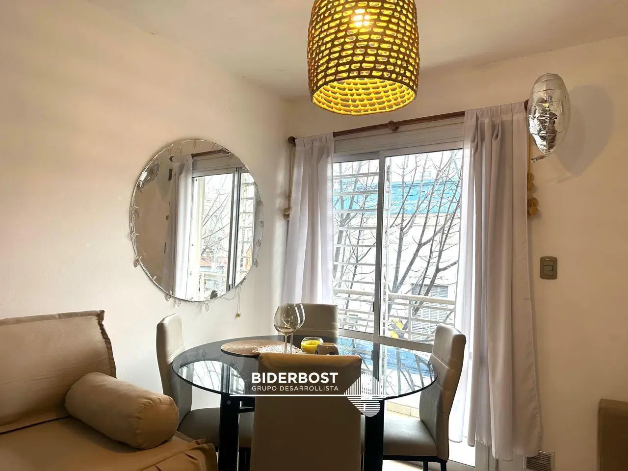 Departamento en Alberdi 4