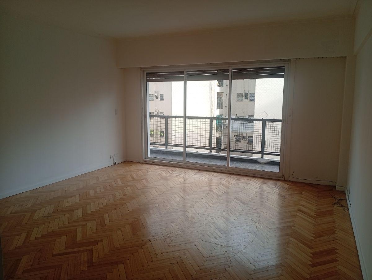 Hermoso semipiso con cochera fija. La mejor zona de La Imprenta